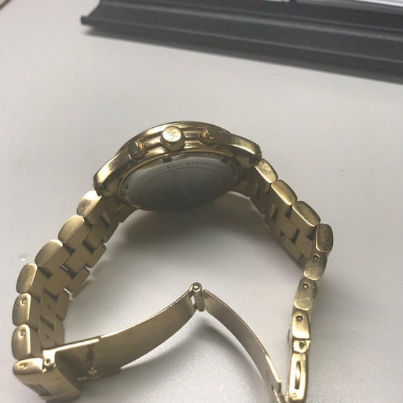 Michael Kors Watch - Picture 4 of 8